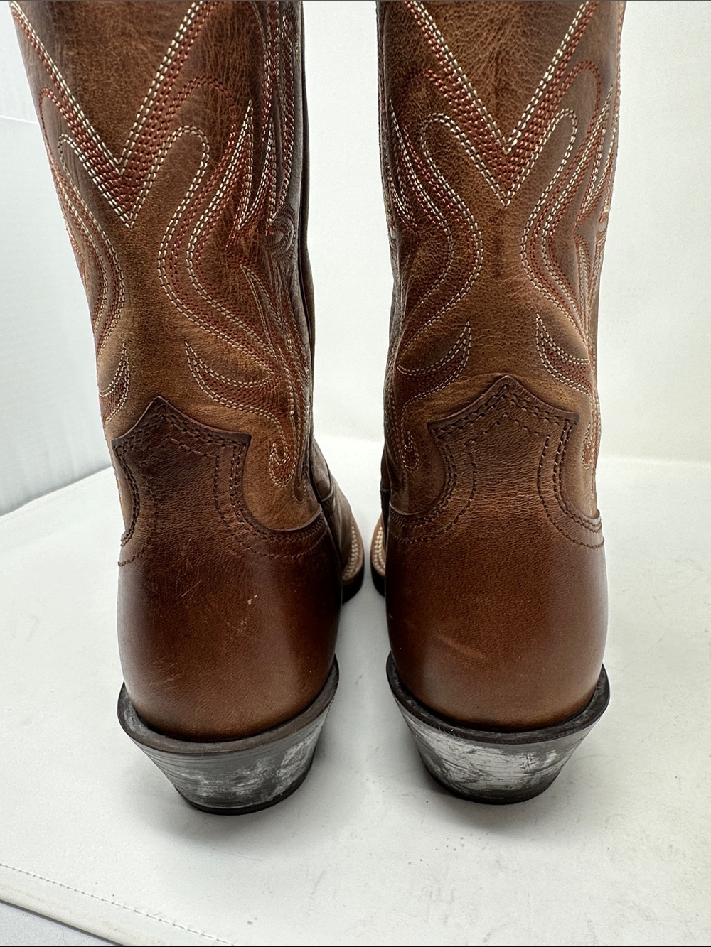 Ariat boots Size 8B - Picture 3 of 9